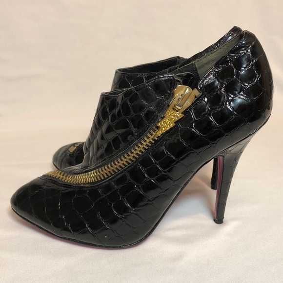 Betsey Johnson Tiana Booties - Picture 4 of 16